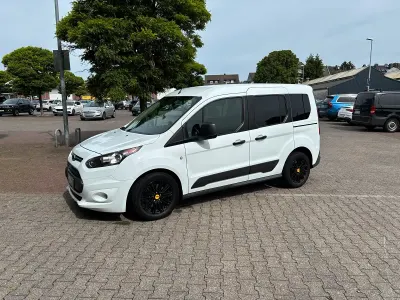 Gebraucht Ford Tourneo 120 PS (88 kW) 2017 Weiß Van / Kleinbus