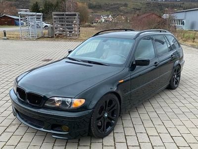 Gebraucht BMW 330 184 PS (135 kW) 2001 Grün Kombi