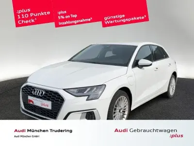 Używany Audi A3 Sportback e-tron Advanced Plus 204 KM (150 kW) 2023 Biały Hatchback