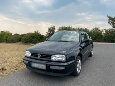 Gebraucht VW Golf Cabriolet 66 PS (48 kW) 1996 Schwarz Cabrio