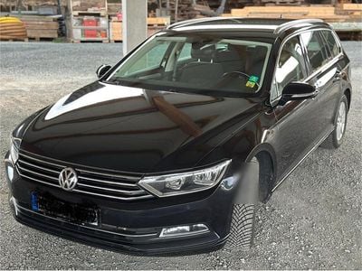 Schwarz Gebraucht 2019 VW Passat Comfortline Kombi | 12.400 € (Guter Preis)