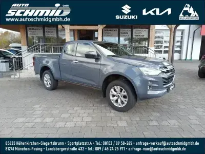 Używany Isuzu D-Max 163 KM (119 kW) 2023 Szary Pickup