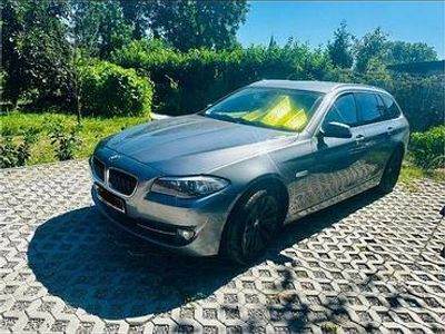 Second-hand BMW 530 Sport Line 258 CP (189 kW) 2011 Gri Break
