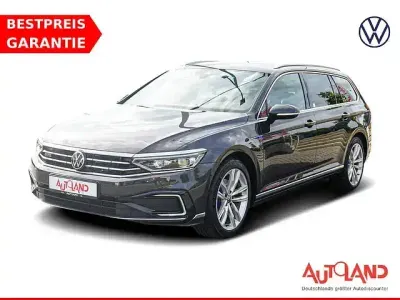 Gebraucht VW Passat GTE 218 PS (160 kW) 2021 Pure white Kombi