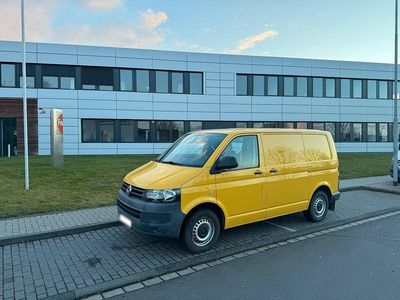 Second-hand VW Transporter 102 CP (75 kW) 2012 Galben Van