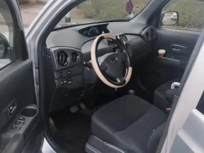 Gebraucht Daihatsu Materia 105 PS (77 kW) 2008 Silber Van / Kleinbus