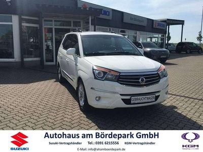 Gebraucht Ssangyong (KGM) Rodius Quartz 178 PS (130 kW) 2016 Grand white Van / Kleinbus