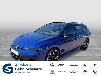 Nuova VW Golf VIII R 333 CV (244 kW) 2026 Blu Station wagon