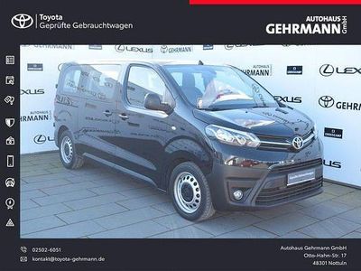Gebraucht Toyota Proace Verso Comfort 144 PS (105 kW) 2023 Graphitschwarz metallic Kombi