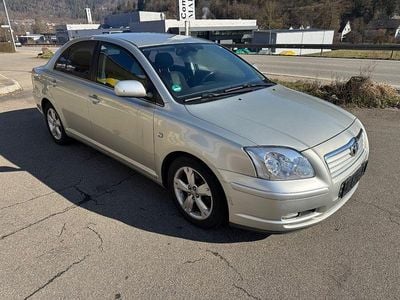 Gebraucht Toyota Avensis Sol 147 PS (108 kW) 2004 Gold Limousine
