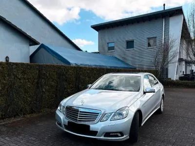 Gebraucht Mercedes E350 292 PS (214 kW) 2009 Silber Limousine
