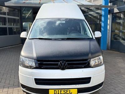 Weiß Gebraucht 2015 VW T5 Van | 32.500 €