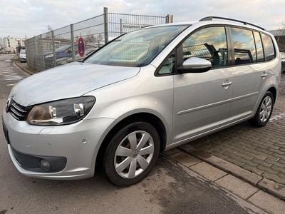Silber Gebraucht 2012 VW Touran Comfortline Van / Kleinbus | 3.900 € (Guter Preis)