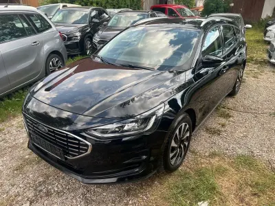 Gebraucht Ford Focus Titanium 155 PS (114 kW) 2025 Schwarz Limousine