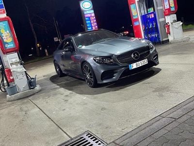 Mercedes E300