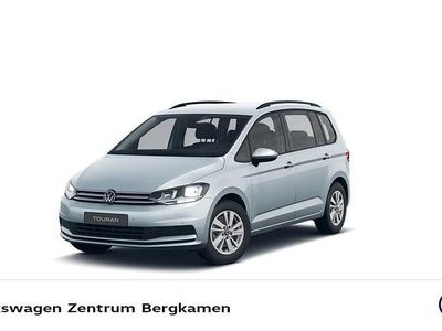 Gebraucht VW Touran Comfortline 122 PS (89 kW) 2025 Oyster silver metallic Van / Kleinbus