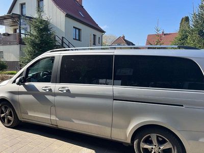 Silber Gebraucht 2016 Mercedes V250 Avantgarde Edition Van / Kleinbus | 31.000 € (Fairer Preis)