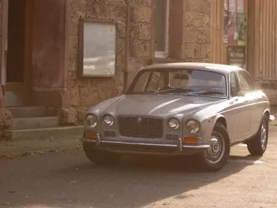 Gebraucht Jaguar XJ6 181 PS (133 kW) 1972 Grau Limousine