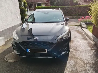 Gebraucht Ford Focus ST-Line 150 PS (110 kW) 2019 Schwarz Kombi