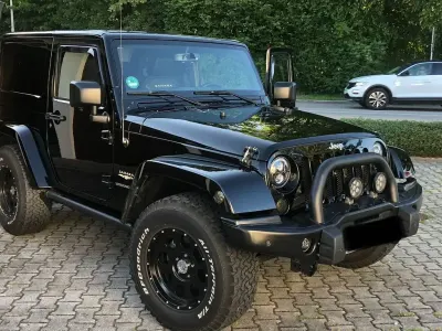 Gebraucht Jeep Wrangler Sahara 200 PS (147 kW) 2015 Schwarz SUV