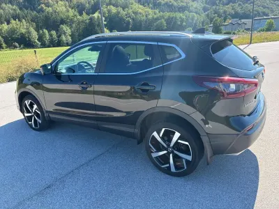 Gebraucht Nissan Qashqai Tekna 159 PS (116 kW) 2020 Schwarz SUV