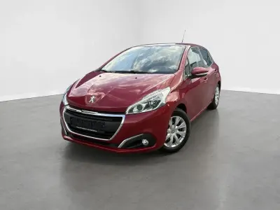 Gebraucht Peugeot 208 Active 82 PS (60 kW) 2019 Rot Kleinwagen