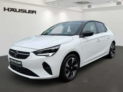Usata Opel Corsa-e Elegance 100 kW (136 CV) 2022 Bianco Utilitaria