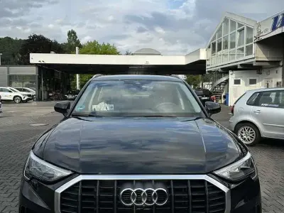 Gebraucht Audi Q3 Advanced 150 PS (110 kW) 2023 Schwarz SUV