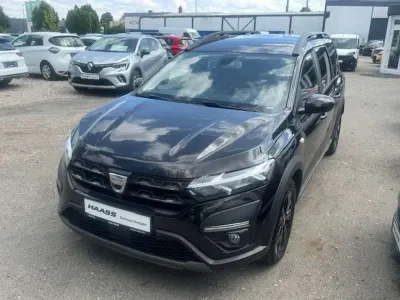 Używany Dacia Jogger Extreme 110 KM (80 kW) 2022 Czarny Minivan