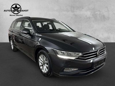 Gebraucht VW Passat 150 PS (110 kW) 2021 Grau Kombi