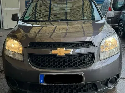 Gebraucht Chevrolet Orlando LS 141 PS (103 kW) 2011 Grau Van / Kleinbus