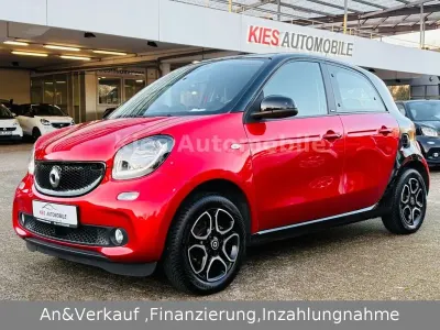 Używany Smart ForFour Prime 90 KM (66 kW) 2018 Czerwony Hatchback