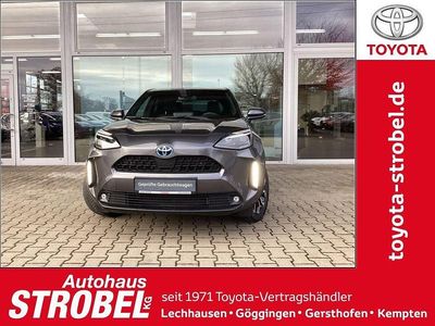 Gebraucht Toyota Yaris Cross Team 116 PS (85 kW) 2023 Marlingrau metallic SUV