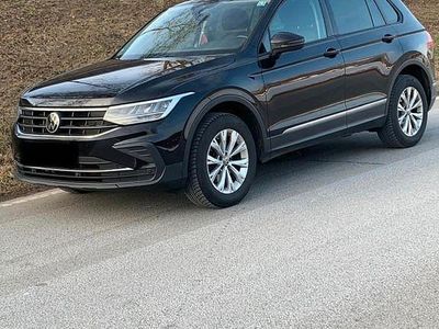 Schwarz Gebraucht 2021 VW Tiguan Life SUV | 26.750 € (Fairer Preis)