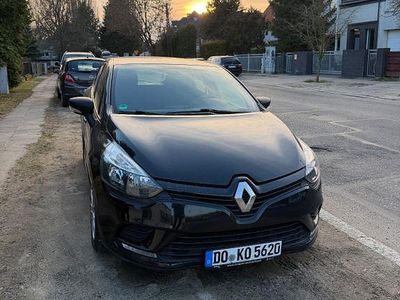 Gebraucht Renault Clio IV LIMITED 73 PS (53 kW) 2018 Schwarz Limousine