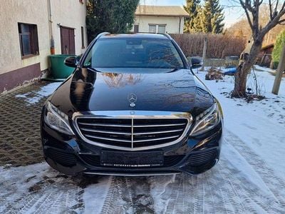 Schwarz Gebraucht 2015 Mercedes C220 Exclusive Kombi | 13.700 € (Fairer Preis)