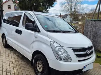 Second-hand Hyundai H-1 136 CP (100 kW) 2012 Alb Monovolum