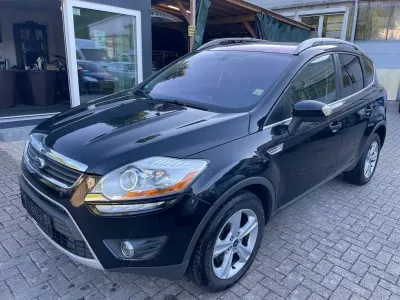 Usata Ford Kuga Titanium 140 CV (102 kW) 2012 Nero SUV