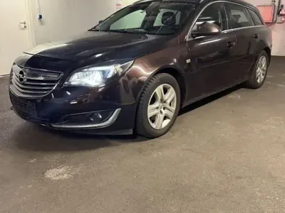 Gebraucht Opel Insignia 194 PS (142 kW) 2014 Braun Kombi