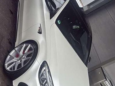 Gebraucht Mercedes C43 AMG AMG 367 PS (269 kW) 2017 Weiß Limousine