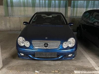 Mercedes C200