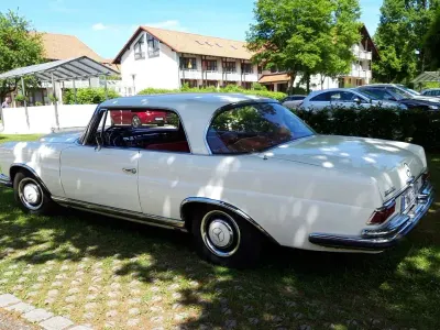 Gebraucht Mercedes W111 120 PS (88 kW) 1964 Weiß Coupé