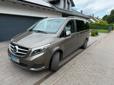 Gebraucht Mercedes V250 190 PS (139 kW) 2017 Grau Van / Kleinbus