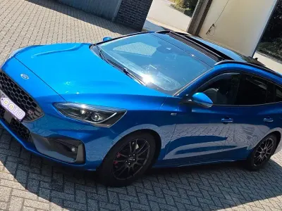 Gebraucht Ford Focus ST-Line 150 PS (110 kW) 2019 Blau Limousine