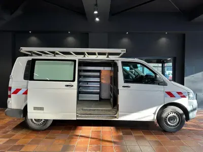 Używany VW T5 140 KM (102 kW) 2013 Biały Van