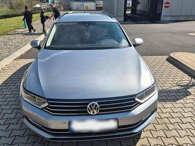 Gebraucht VW Passat Comfortline 150 PS (110 kW) 2018 Silber Kombi
