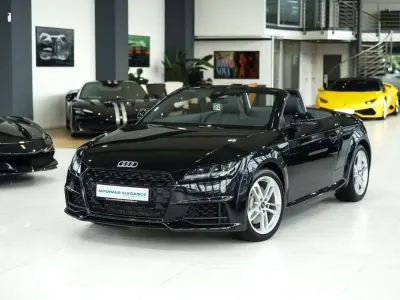 Gebraucht Audi TT 245 PS (180 kW) 2023 Mythosschwarz metallic Cabrio