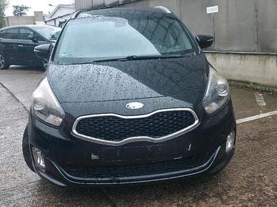 Second-hand Kia Carens 165 CP (121 kW) 2013 Negru Monovolum