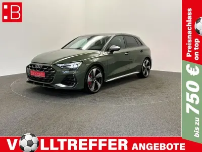 Gebraucht Audi S3 Sport 333 PS (244 kW) 2025 Gruen Limousine