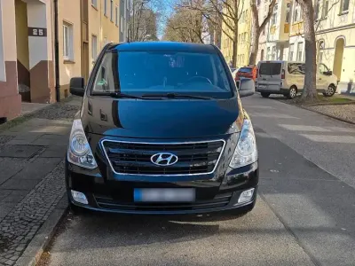 Second-hand Hyundai H-1 170 CP (125 kW) 2013 Monovolum